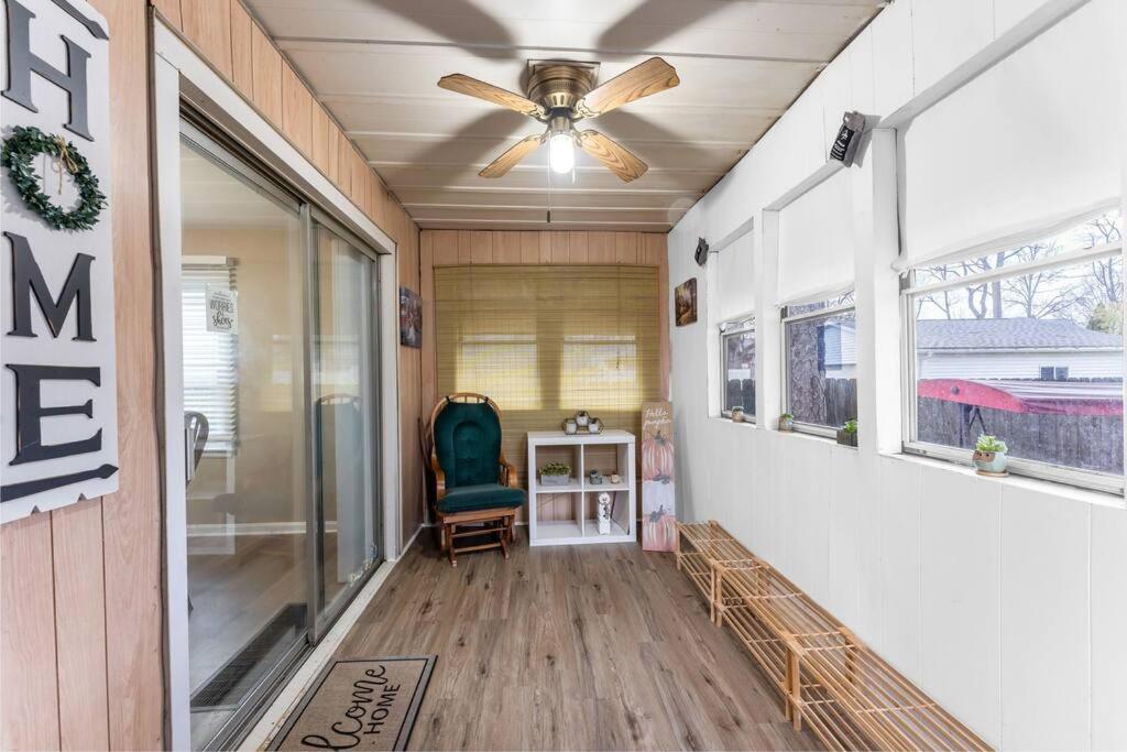 Central Falls Hideaway Кайахога-Фолс Экстерьер фото